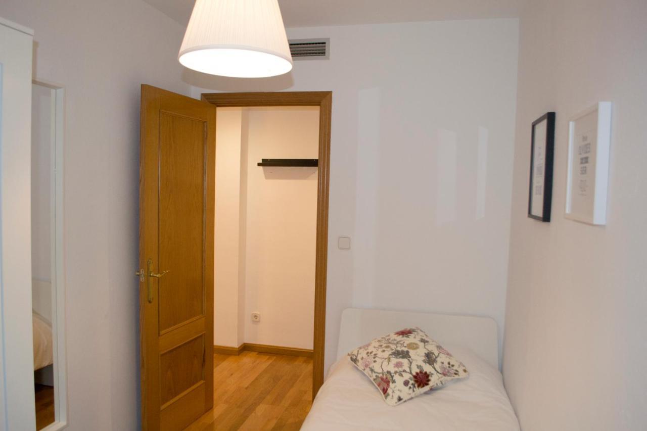 Apartamenticos Torrenueva I Zaragoza Eksteriør bilde