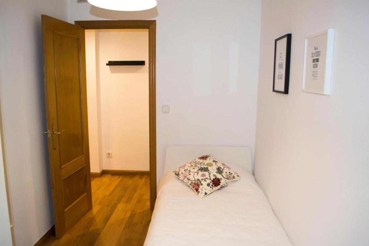 Apartamenticos Torrenueva I Zaragoza Eksteriør bilde