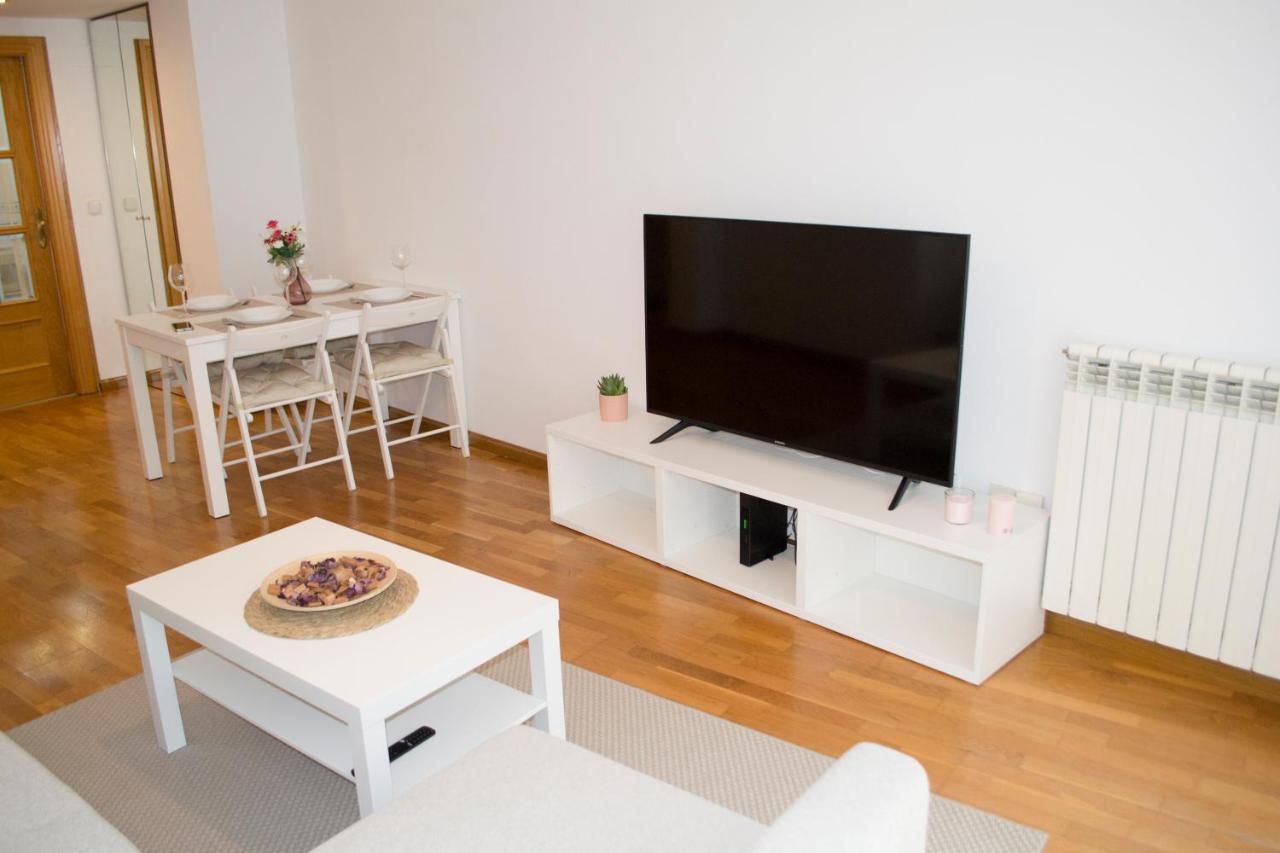 Apartamenticos Torrenueva I Zaragoza Eksteriør bilde